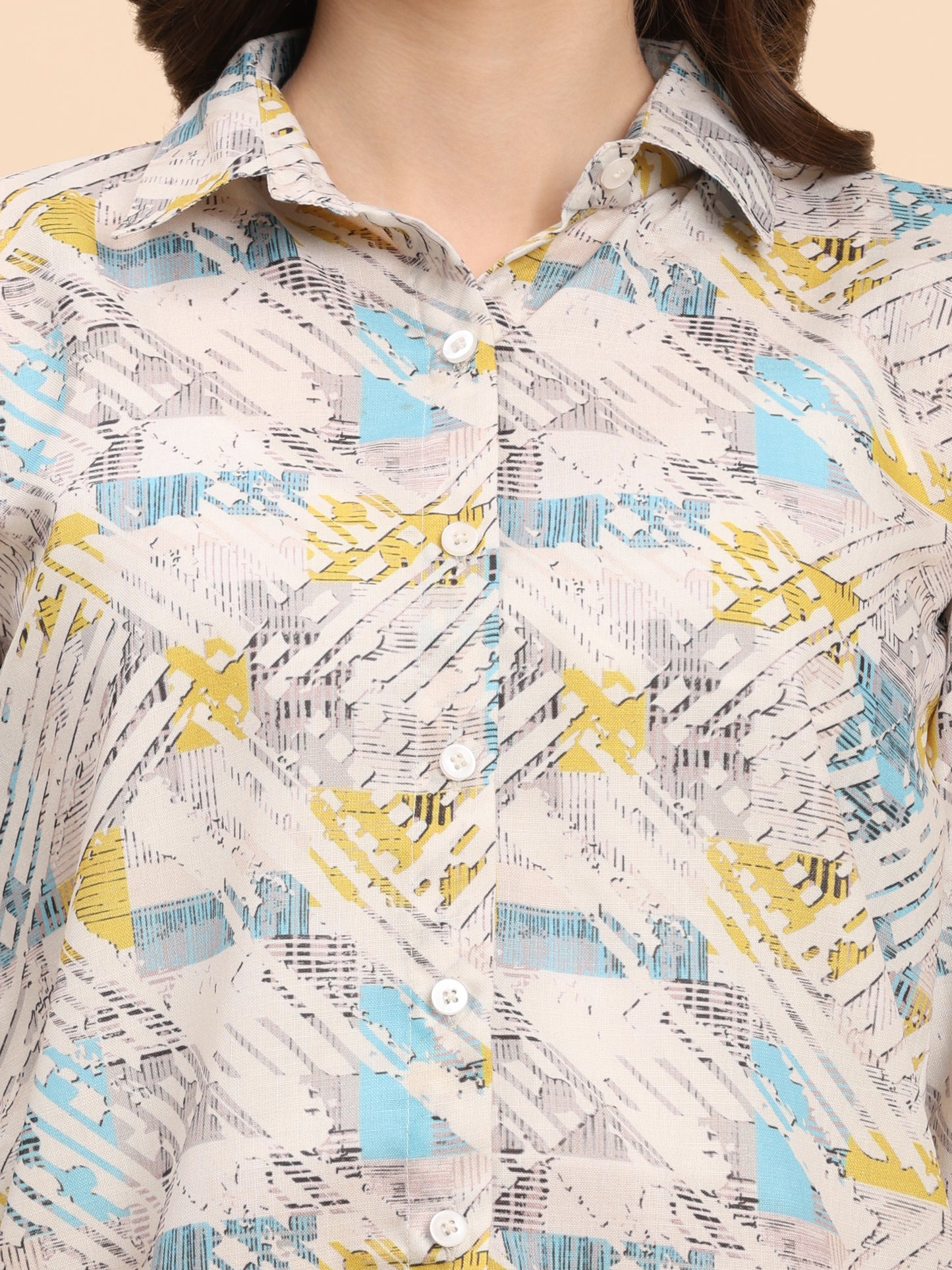 Noia White & Multi Geometric Shirt with Shorts