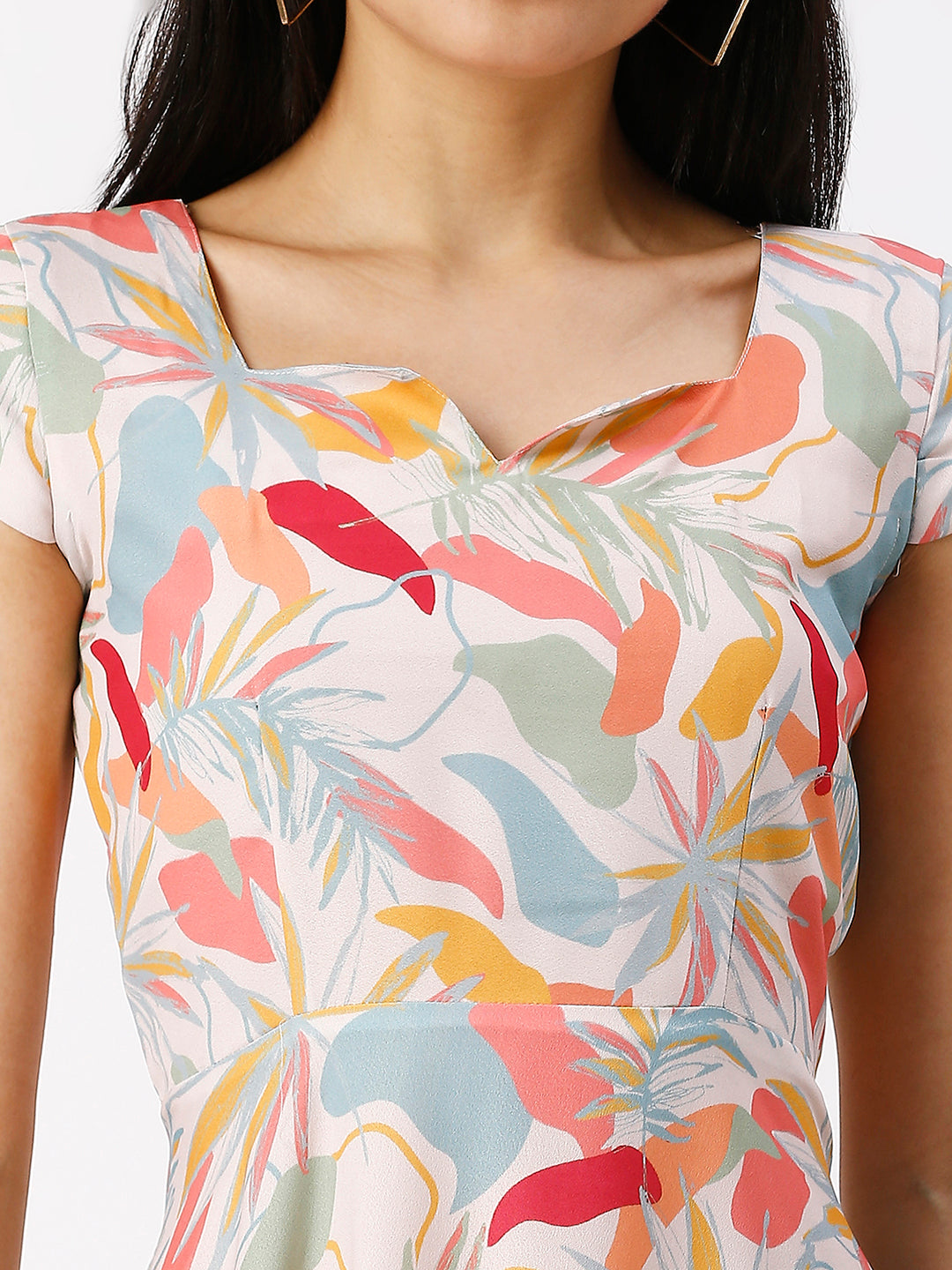 Noia Women Abstract Floral Printed A-Line Maxi Dress