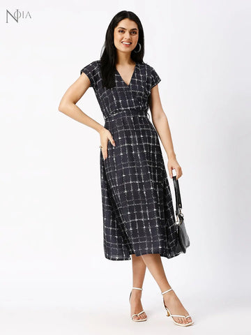 Noia Women Black and White Checkered Midi Dress Noia