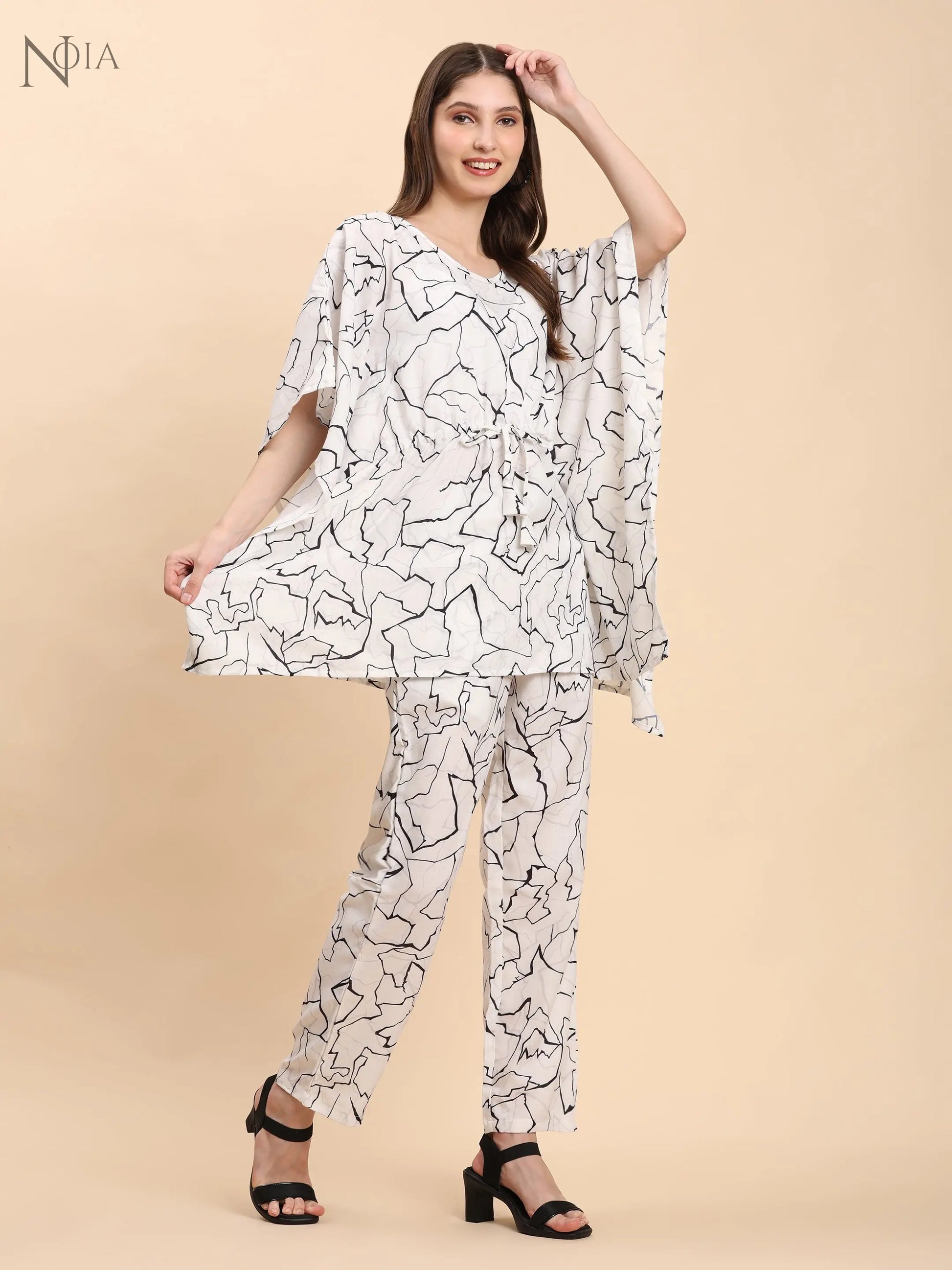 Noia White & Black Abstract Kaftan Top with Trousers – Women’s Kaftan Noia