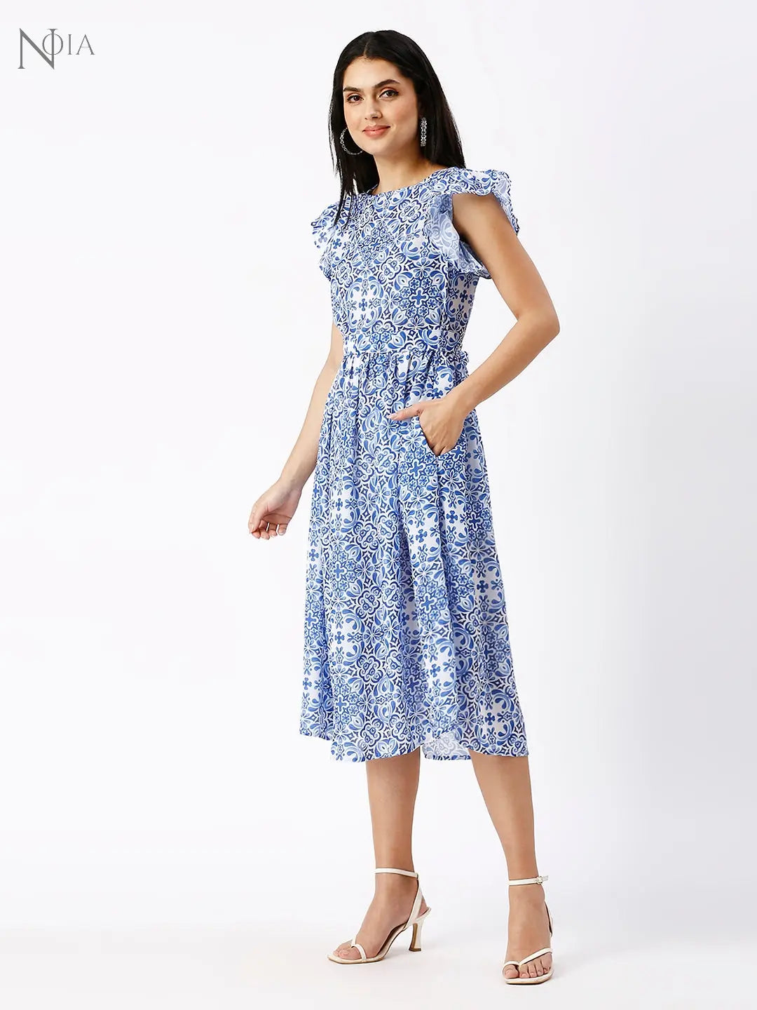 Noia Women Blu and White Floral Flared Sleeves Midi Dress Noia