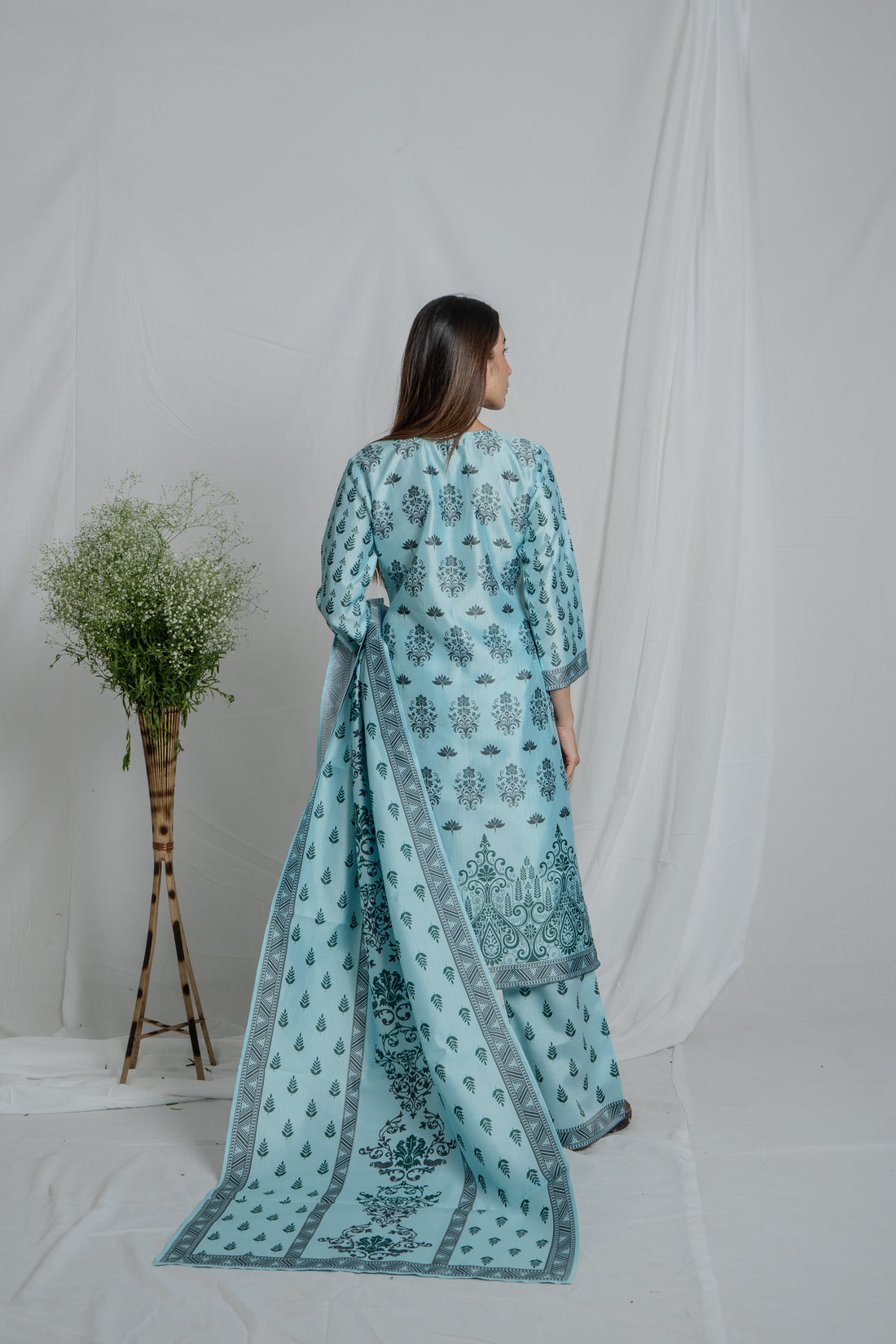 festive kurta set Elevate Your Festive Wardrobe with the Blue Noia
