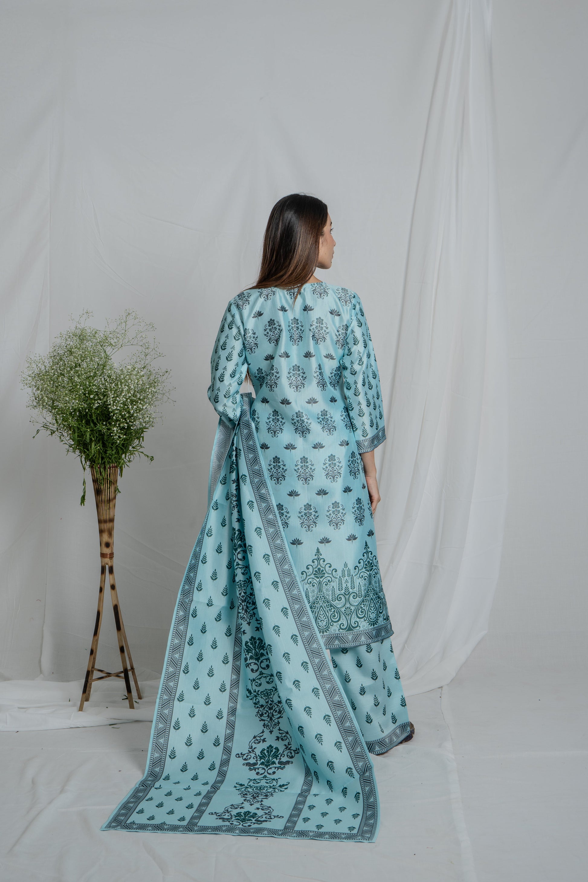 festive kurta set Elevate Your Festive Wardrobe with the Blue Noia