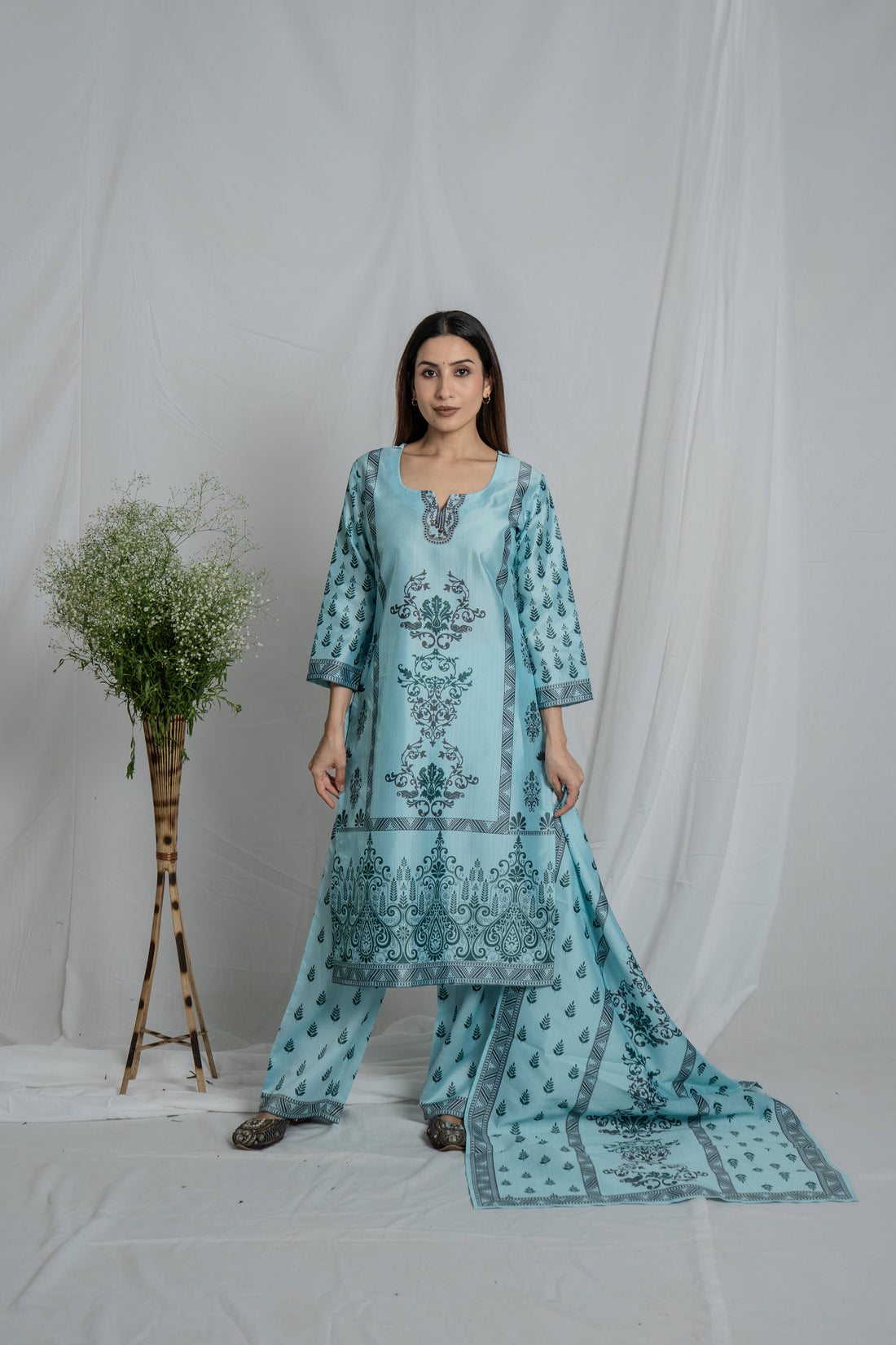 festive kurta set Elevate Your Festive Wardrobe with the Blue Noia