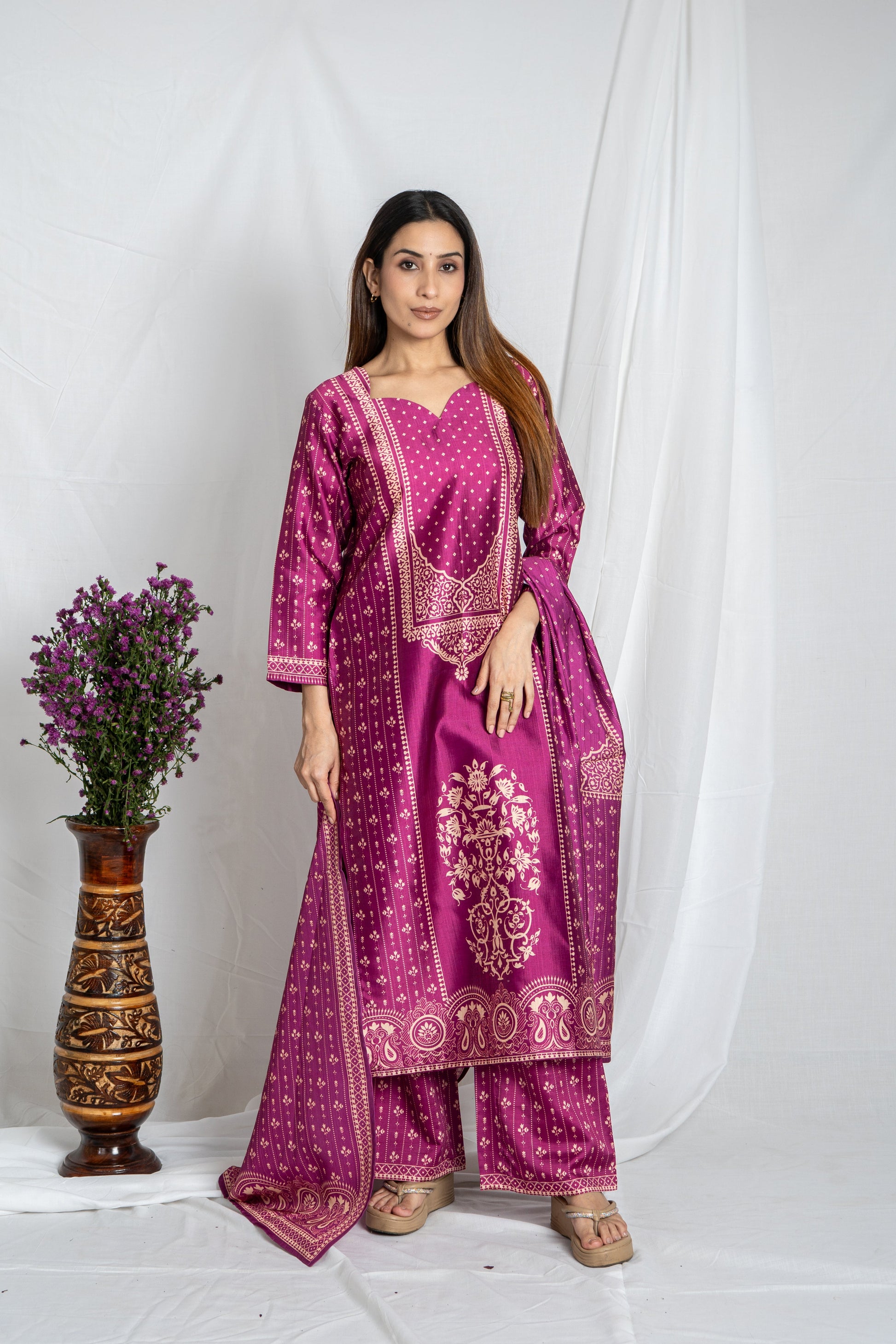Auraya Wine Premium Fabric  – Sweetheart Neck  Wine Kurta Noia