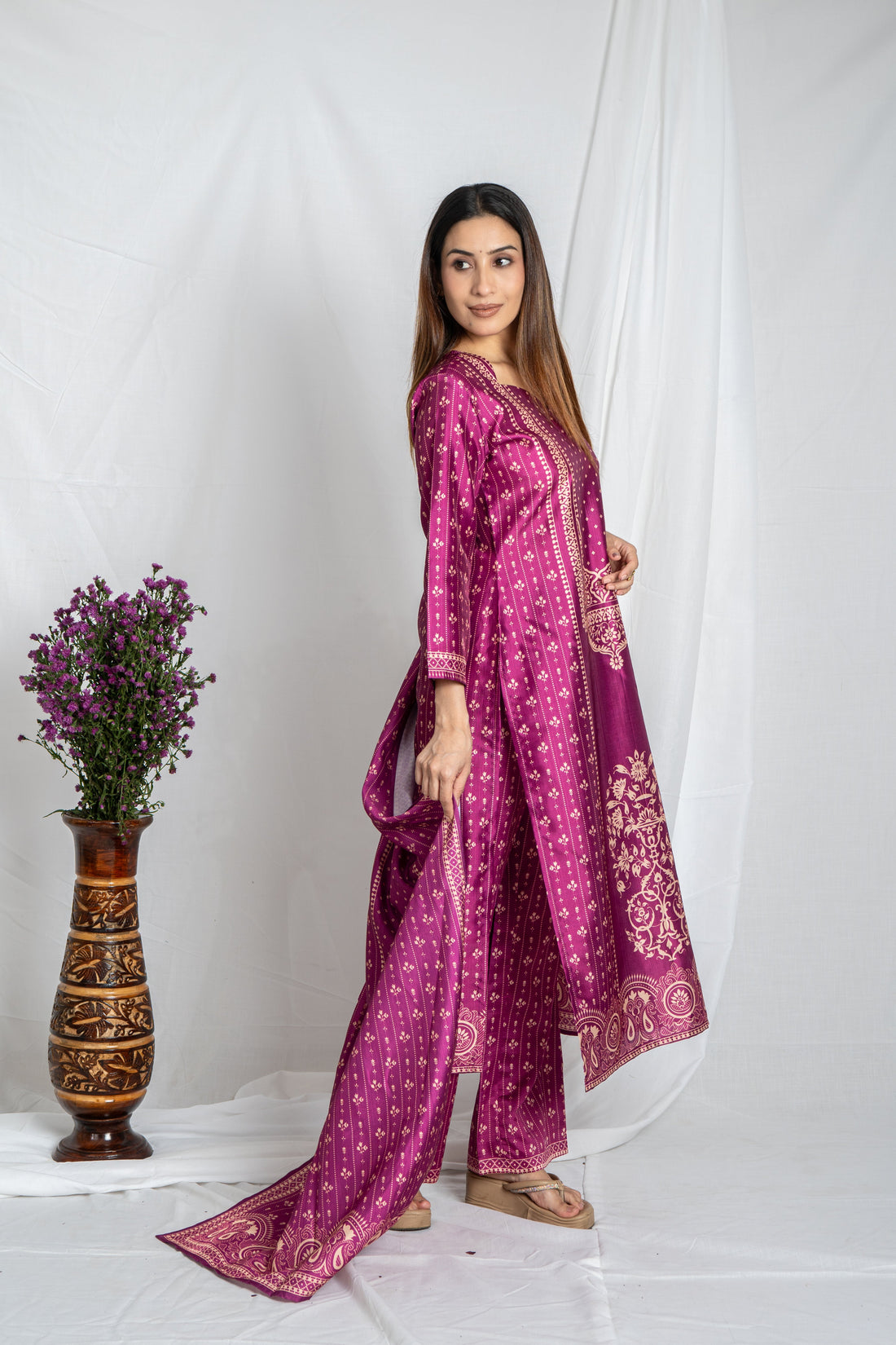 Auraya Wine Premium Fabric  – Sweetheart Neck  Wine Kurta Noia